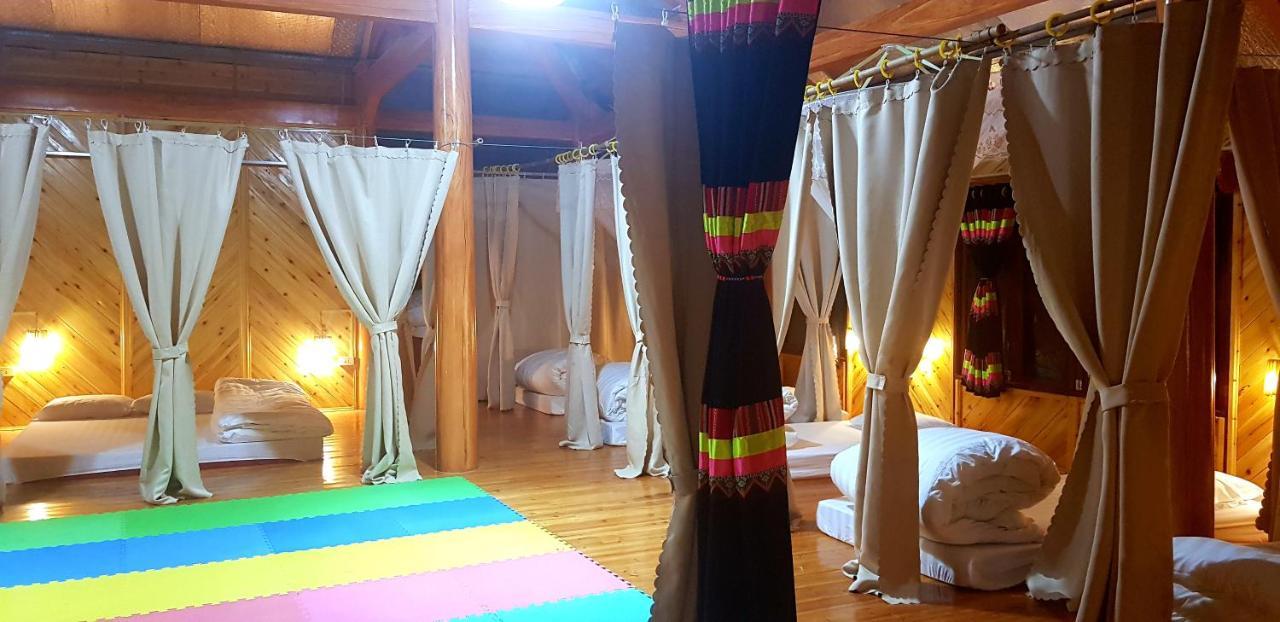 Bac Ha Threeland Homestay Екстериор снимка